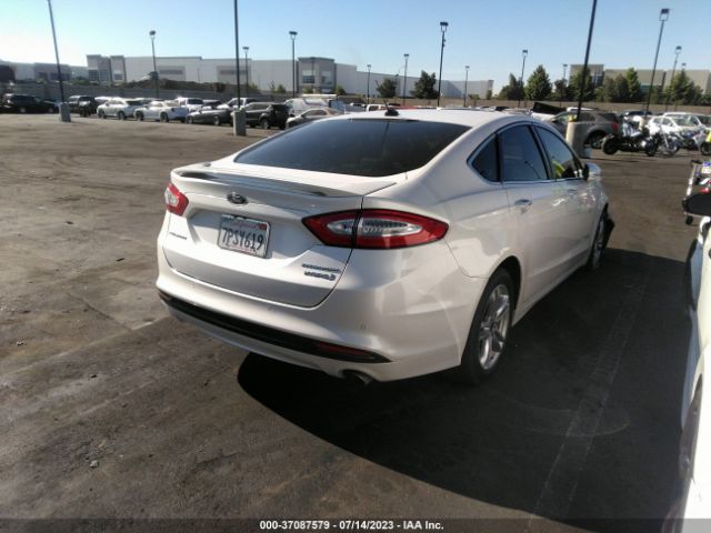 3FA6P0RU5GR240110 Ford Fusion Titanium Hybrid