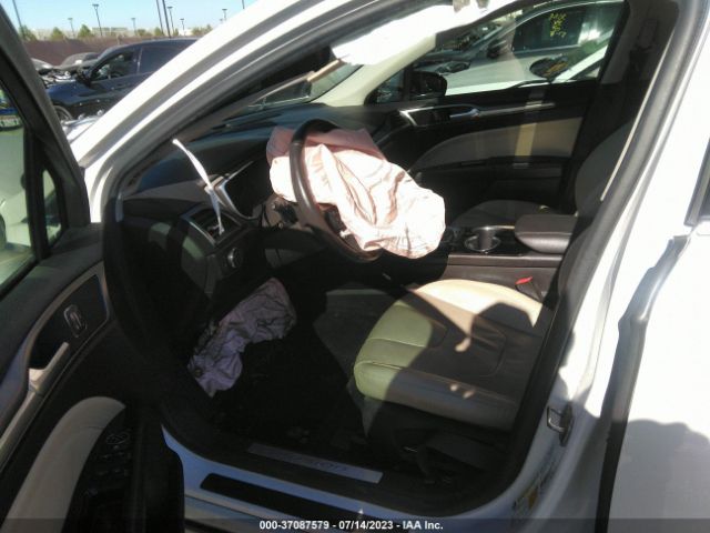 3FA6P0RU5GR240110 Ford Fusion Titanium Hybrid