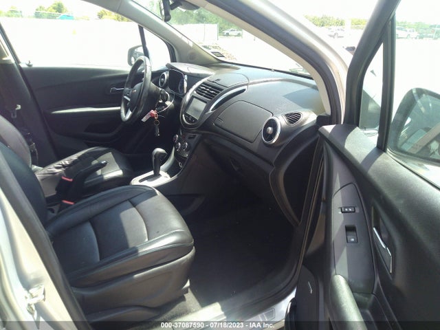 Chevrolet TRAX LTZ 2015 3GNCJTSB0FL205007 Image 5
