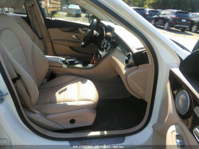 55SWF4KB6FU027758 Mercedes-Benz C 300 Sport 4matic/luxury 4matic/4matic