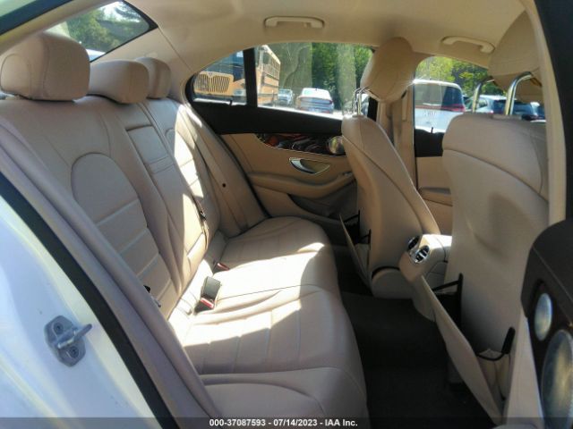 55SWF4KB6FU027758 Mercedes-Benz C 300 Sport 4matic/luxury 4matic/4matic
