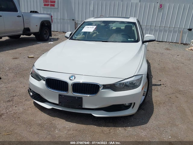 BMW 320i Xdrive 2015 WBA3C3C53FK201396 Image 12