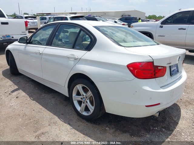 WBA3C3C53FK201396 BMW 320i Xdrive