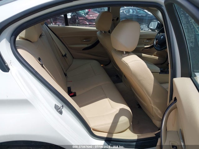 WBA3C3C53FK201396 BMW 320i Xdrive