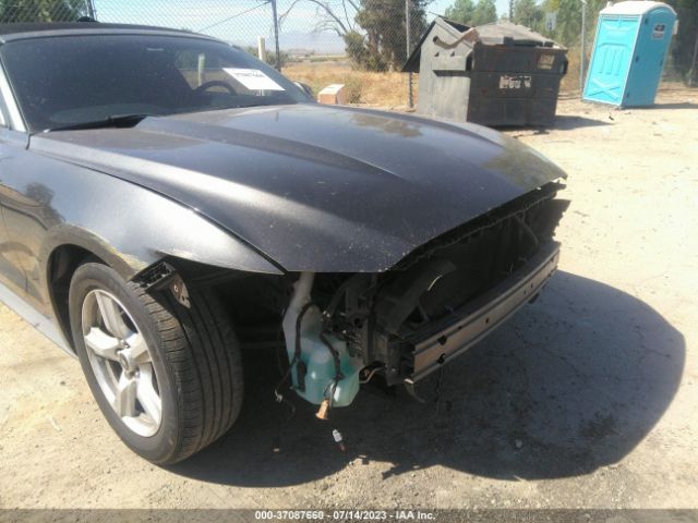 1FATP8EM7F5386839 Ford Mustang V6