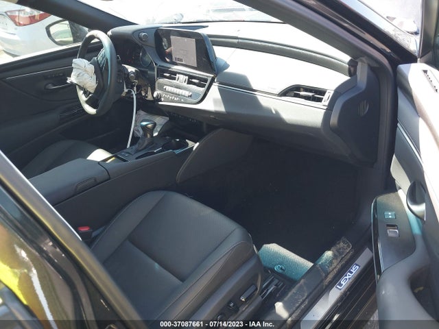 58ADA1C16PU031947 Lexus Es Es 300h