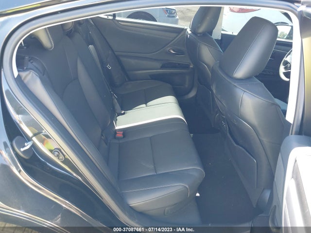58ADA1C16PU031947 Lexus Es Es 300h