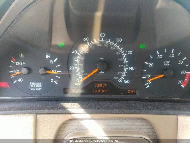 1998 MERCEDES-BENZ E-CLASS VIN: WDBJH65F2WA681972