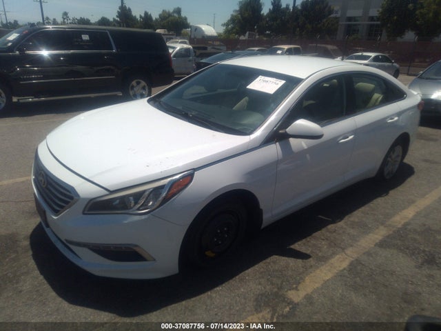 2015 HYUNDAI SONATA 2.4L SE VIN: 5NPE24AF3FH257272