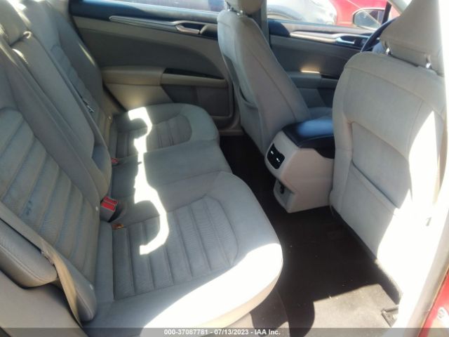 3FA6P0LU6KR220725 Ford Fusion Hybrid Se