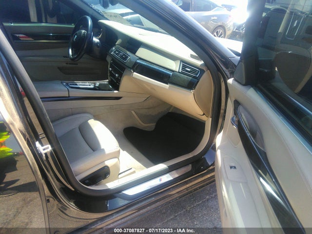 WBAYE8C57ED135130 BMW 7 Series 750li