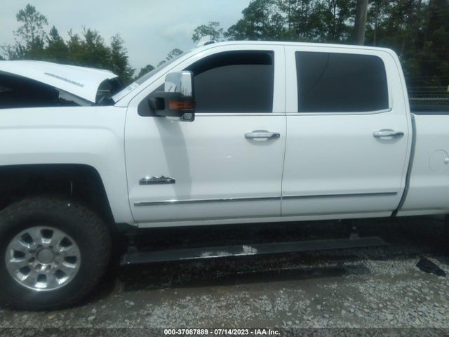2015 CHEVROLET SILVERADO 2500HD BUILT HIGH COUNTRY VIN: 1GC1KXE8XFF596441