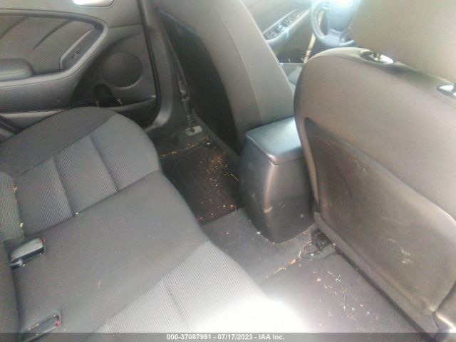 3KPFK4A79HE073698 KIA FORTE LX