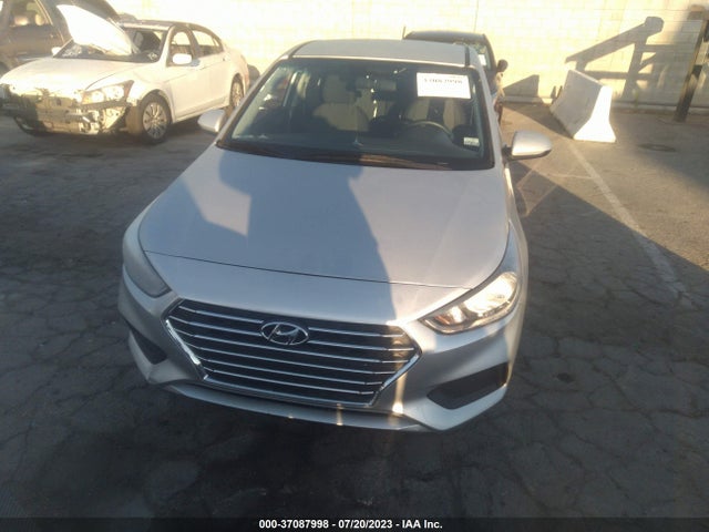 Hyundai ACCENT SE 2019 3KPC24A37KE083363 Image 4
