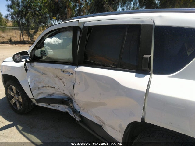 1C4NJCEA5GD716384 Jeep Compass High Altitude Edition