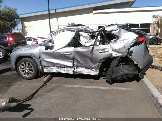 Toyota Rav4 Xle Premium 2021 2T3C1RFV9MC139841 Image 13