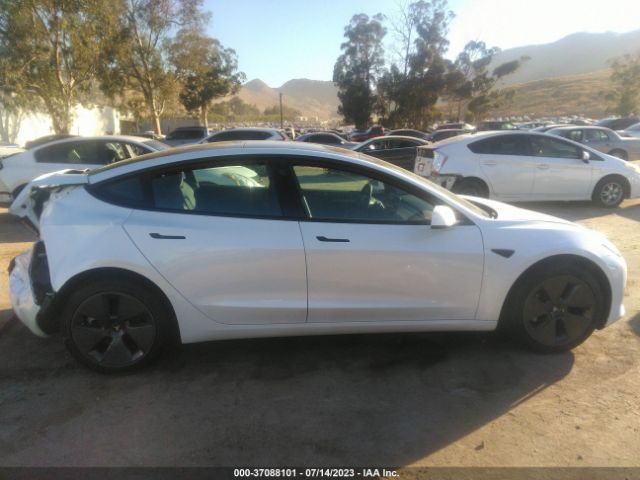 5YJ3E1EA8PF587145 Tesla MODEL 3