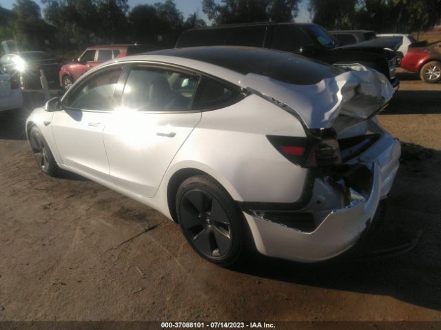 5YJ3E1EA8PF587145 Tesla MODEL 3