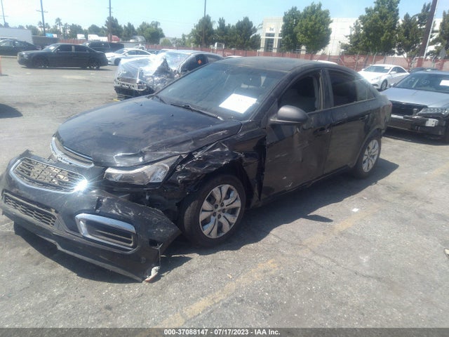 Chevrolet Cruze Limited Ls 2016 1G1PC5SH3G7216005 Image 2