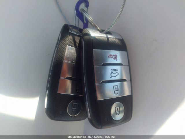 5XYPH4A55GG107090 KIA SORENTO EX