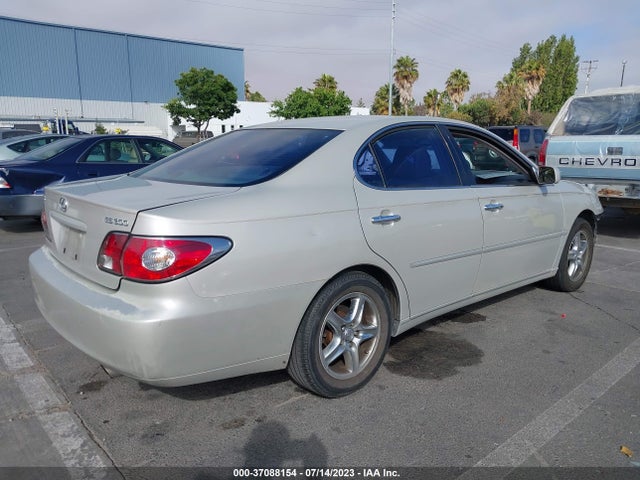 2002 LEXUS ES 300 VIN: JTHBF30G020048931