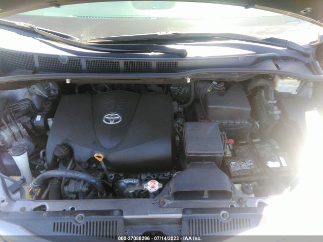 Toyota SIENNA LE 2017 5TDKZ3DC0HS842138 Image 16