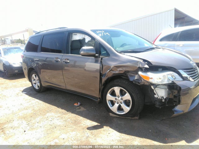 Toyota SIENNA LE 2017 5TDKZ3DC0HS842138 Image 5