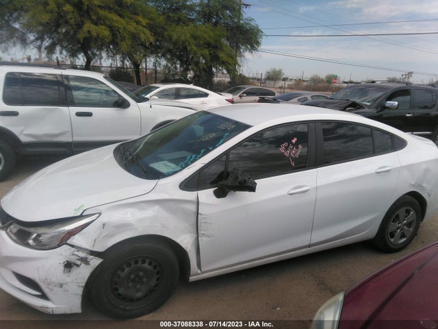 2018 CHEVROLET CRUZE LS VIN: 1G1BC5SM7J7214739