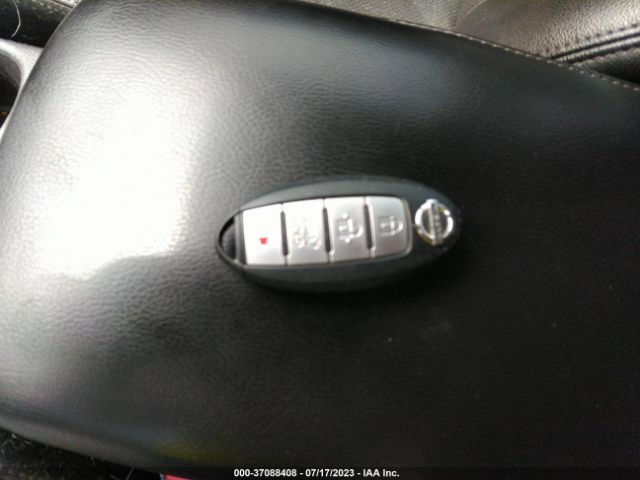 5N1AT2MT9GC737777 Nissan Rogue Sl