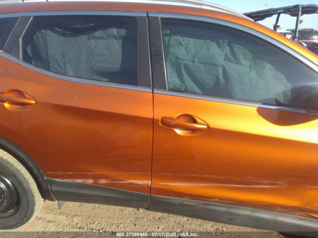 JN1BJ1CP6HW010841 Nissan Rogue Sport Sv