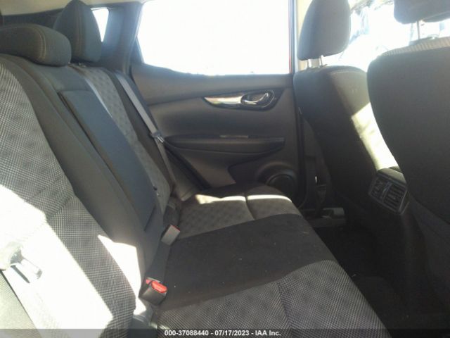 JN1BJ1CP6HW010841 Nissan Rogue Sport Sv