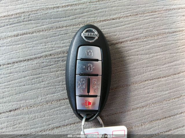 JN8AE2KP6F9124147 Nissan Quest Sv