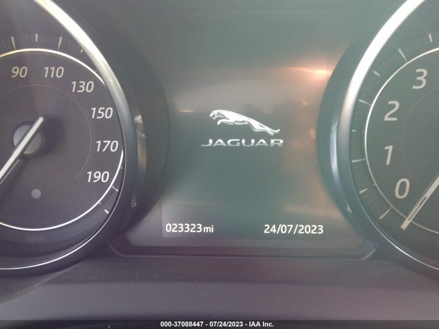 2016 Jaguar F-TYPE, VIN: SAJWA6AT7G8K34166