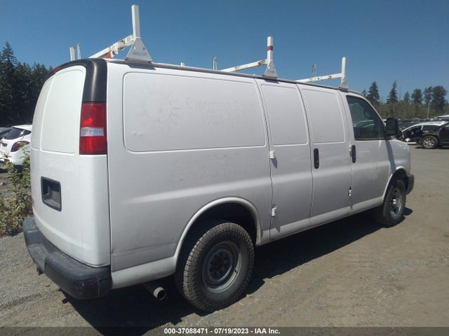Chevrolet EXPRESS CARGO VAN 2014 1GCWGFCA4E1168416 Image 4