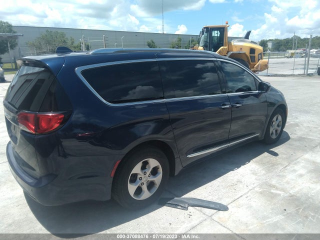 2C4RC1EG1HR584792 Chrysler Pacifica Touring-l Plus