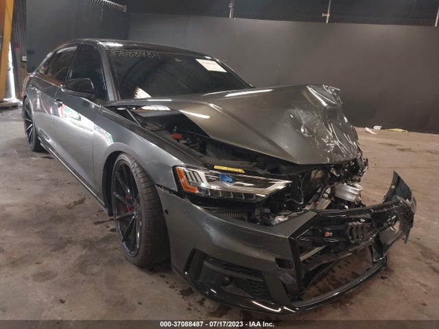 2020 AUDI S8 WAU8SBF80LN009095