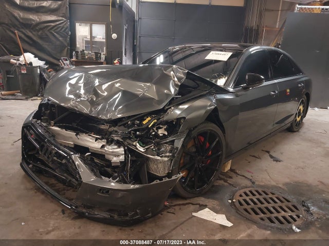 2020 AUDI S8 WAU8SBF80LN009095 Photo 1
