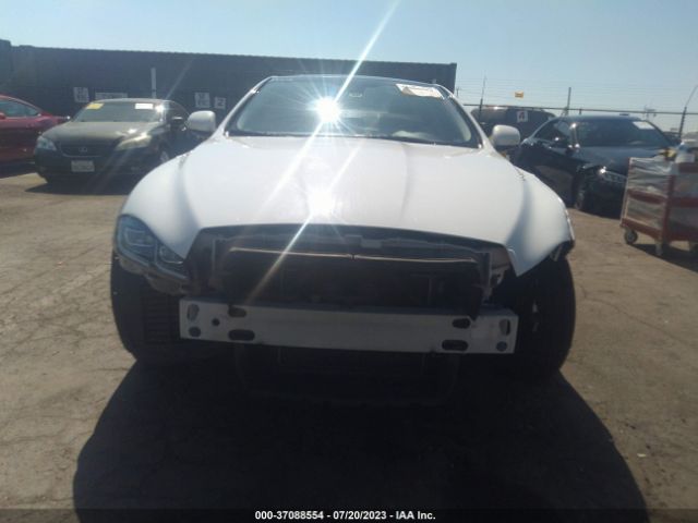 SAJWJ1CD0G8V92072 Jaguar Xj R-sport