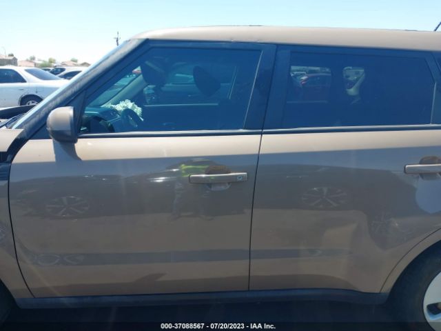 KNDJN2A22E7038894 KIA Soul Base