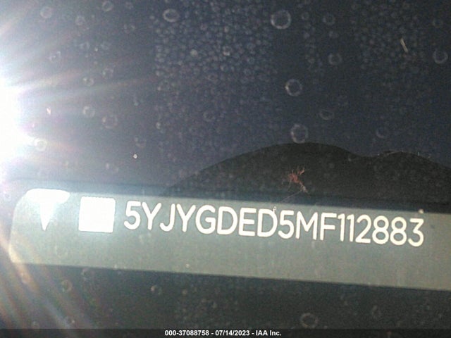 Tesla Model Y Standard Range 2021 5YJYGDED5MF112883 Image 17