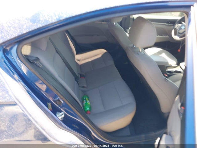 Hyundai ELANTRA SE 2017 5NPD74LF9HH103307 Image 8