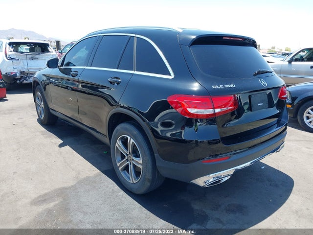 WDC0G4JB8JV044071 Mercedes-Benz Glc Glc 300