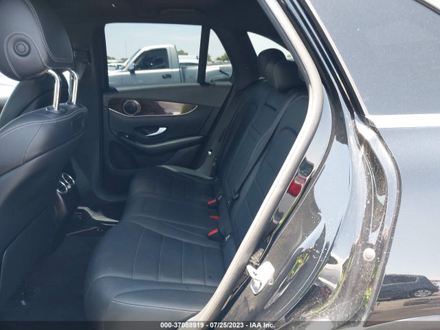 WDC0G4JB8JV044071 Mercedes-Benz Glc Glc 300
