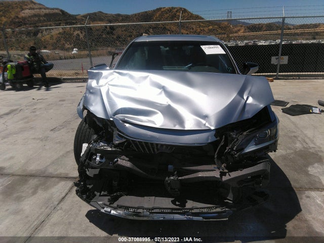58ADZ1B15NU137636 Lexus Es Es 350