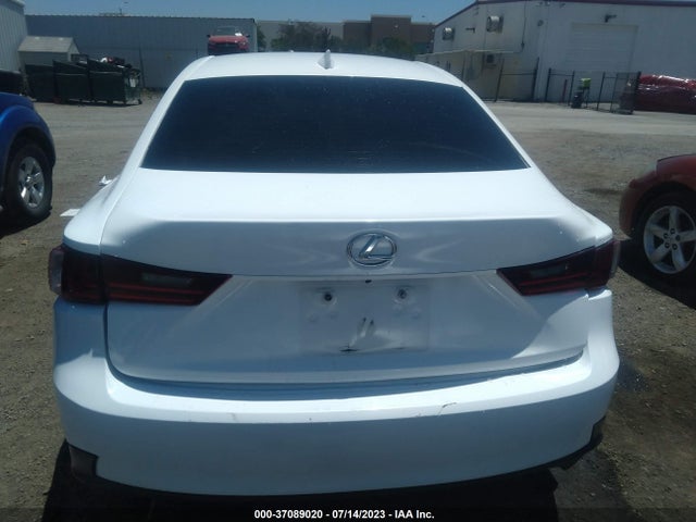 Lexus IS 250 2014 JTHBF1D20E5032903 Image 16