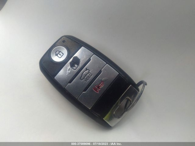 3KPFL4A78HE023453 KIA FORTE S