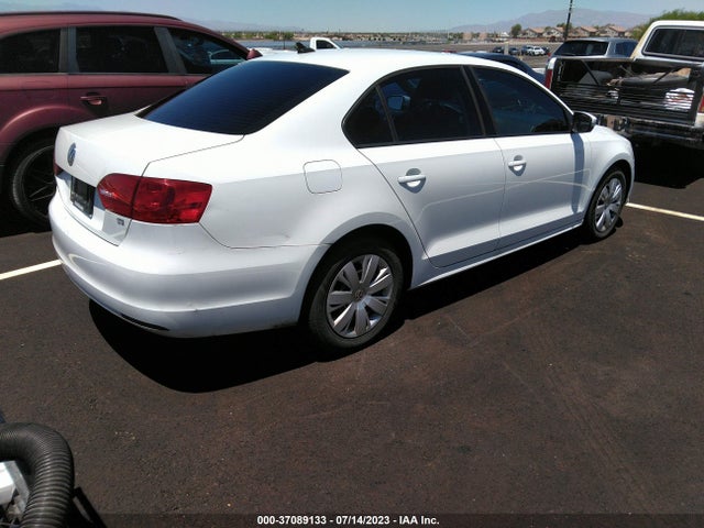 3VWD17AJXEM268747 Volkswagen Jetta Sedan Se