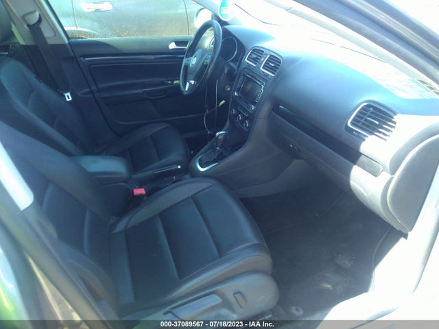 2012 VOLKSWAGEN JETTA SPORTWAGEN SE W/SUNROOF VIN: 3VWPP7AJ8CM659727