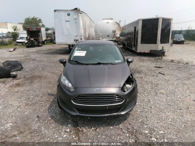 3FADP4BJ2FM113602 Ford FIESTA SE
