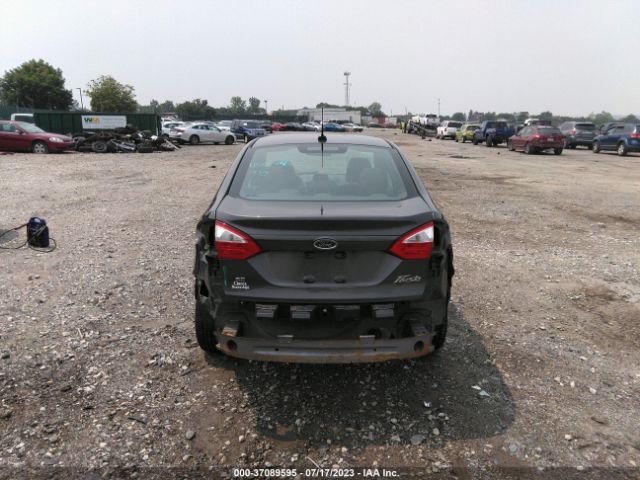 3FADP4BJ2FM113602 Ford FIESTA SE